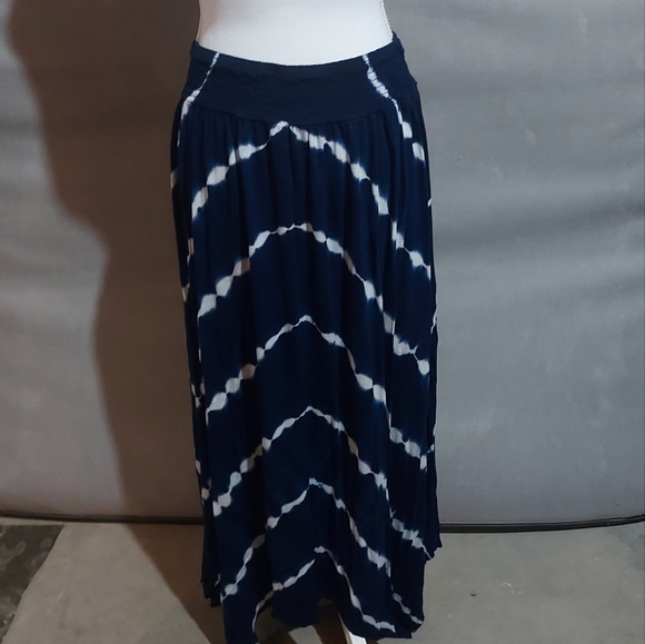 Time and Tru Dresses & Skirts - Maxi skirt navy and white